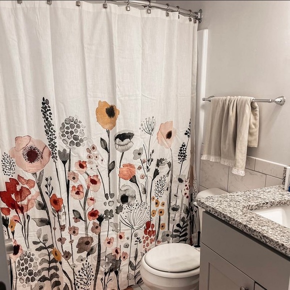 Threshold Other - Threshold "Floral Wave" Shower Curtain